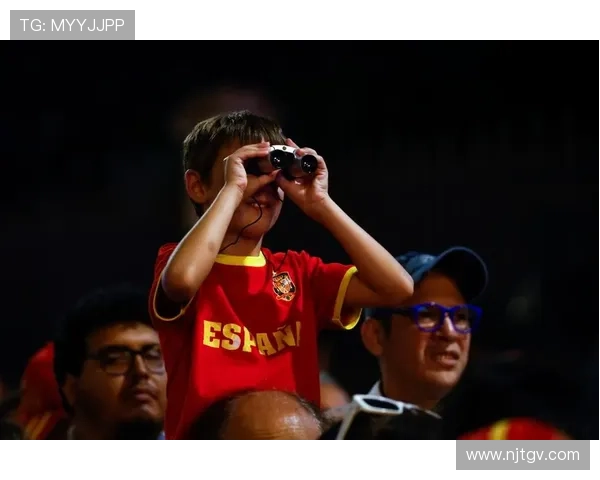 踢足球的足球明星究竟是谁引领着全球球迷的热情与期待 踢足球的足球明星究竟是谁引领着全球球迷的热情与期待